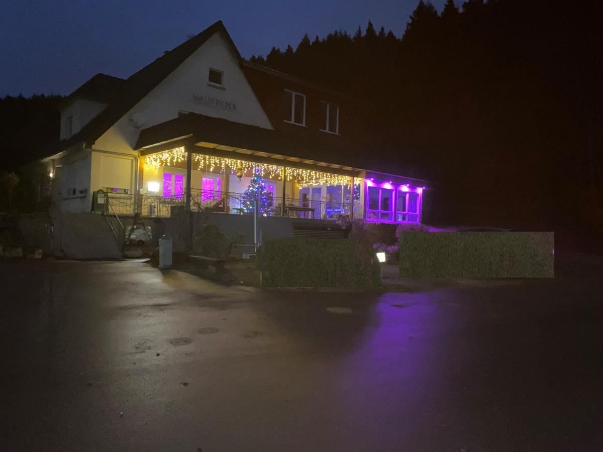 Camping Waldfrieden Saarburg Kültér fotó